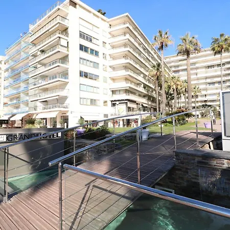 Beautiful At The Grand With Sunny Balcony 138 Канны