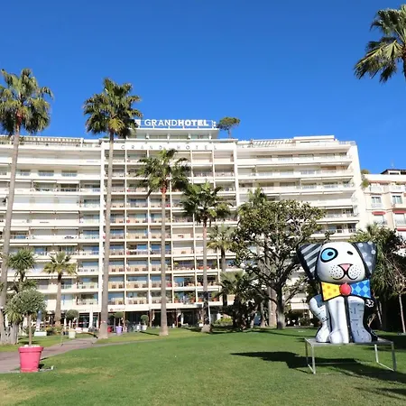 Beautiful At The Grand With Sunny Balcony 138